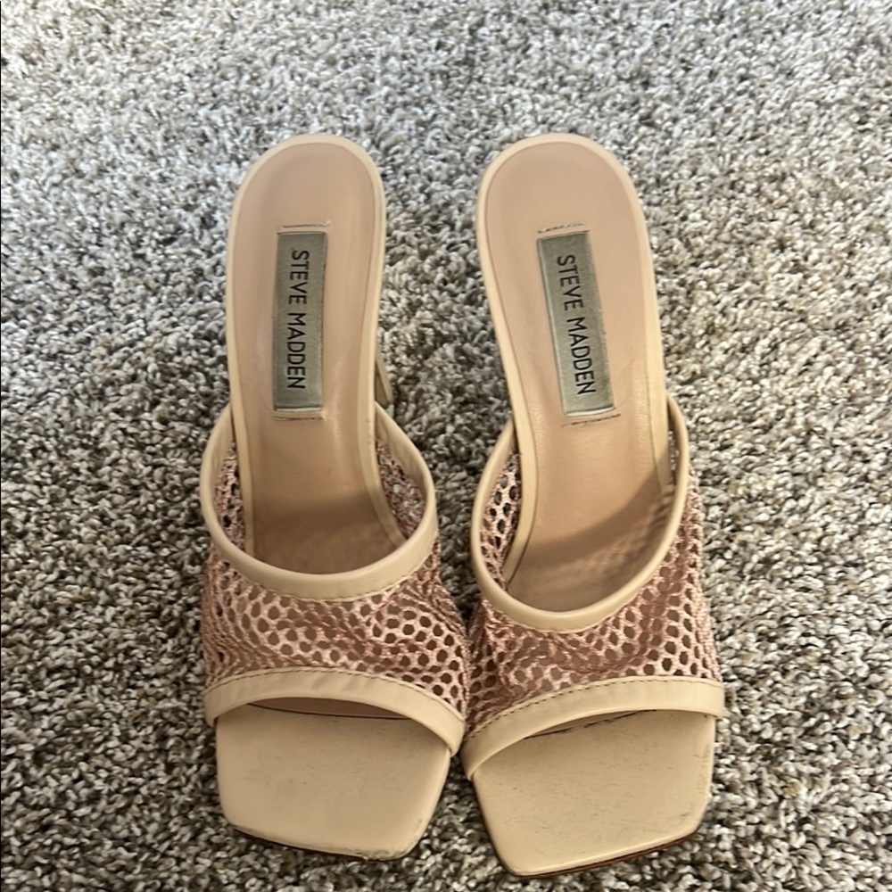 Steve Madden Tan Heels